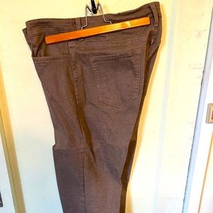 Mens stretch pants great for curvy women too